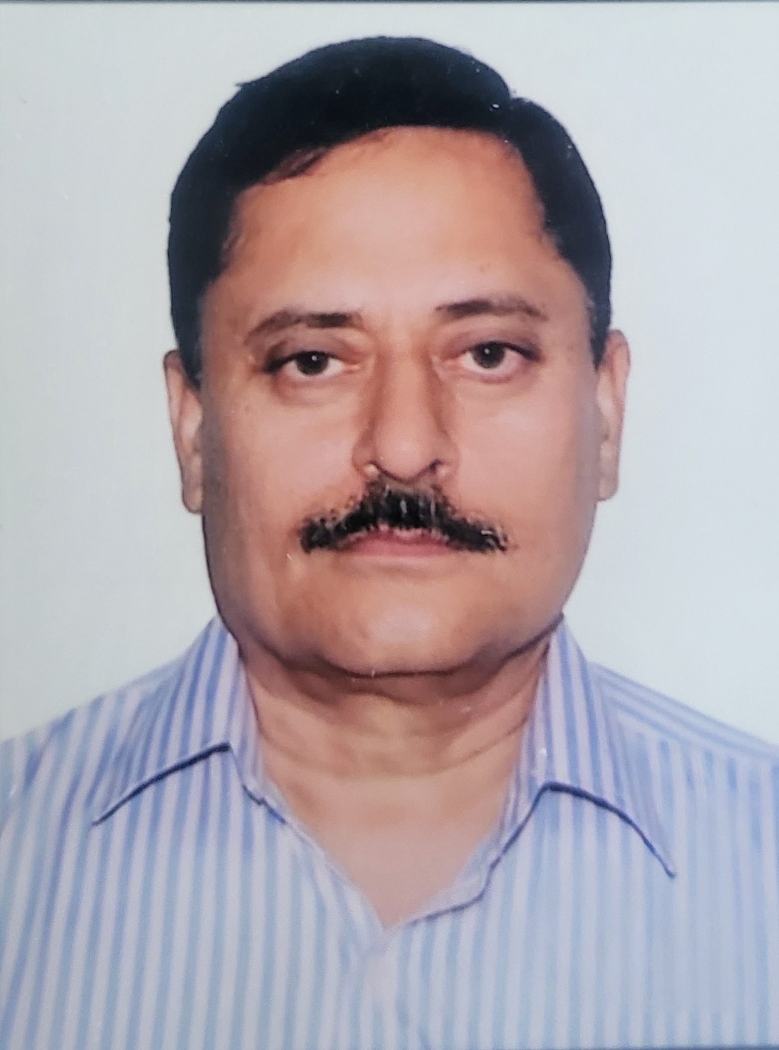 Mr. Dharam Vir Pathak